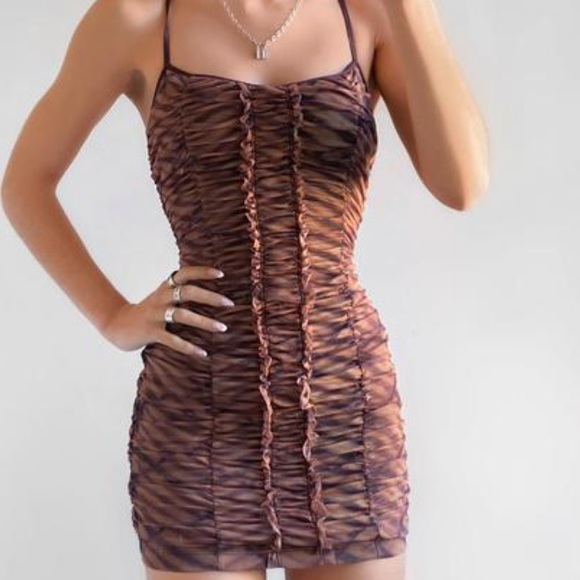 Urban Outfitters brown ruched mesh body con dress - Picture 2 of 5
